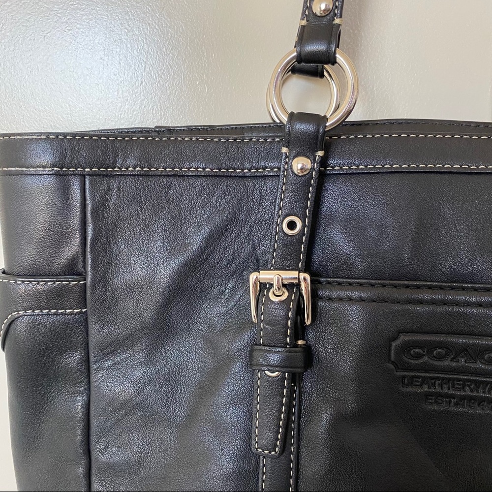 COACH genuine leather tote - Picture 4 of 10